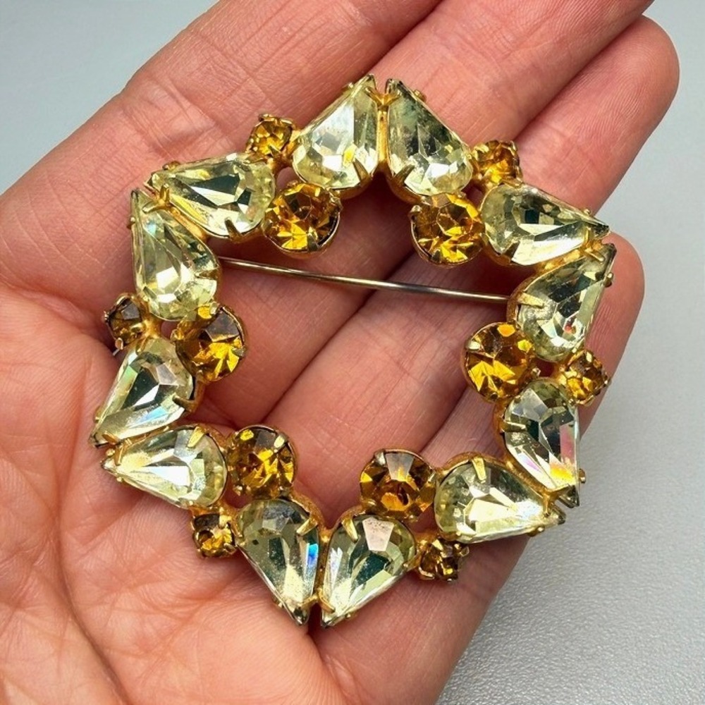 Vintage MCM Yellow Orange Rhinestone Wreath Brooch Star Flower Summer Statement